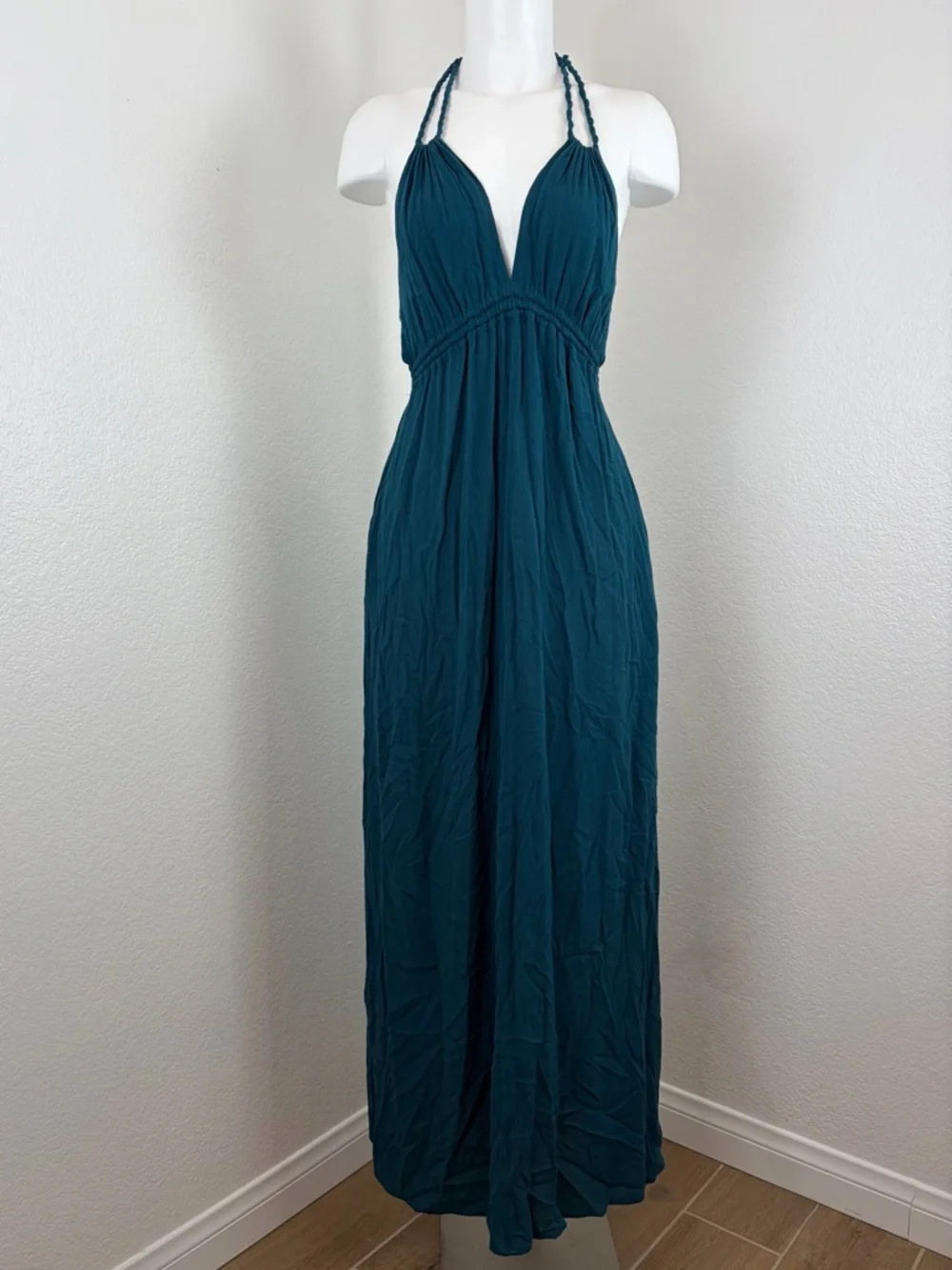 Sold Listing - Picture 2 of 9